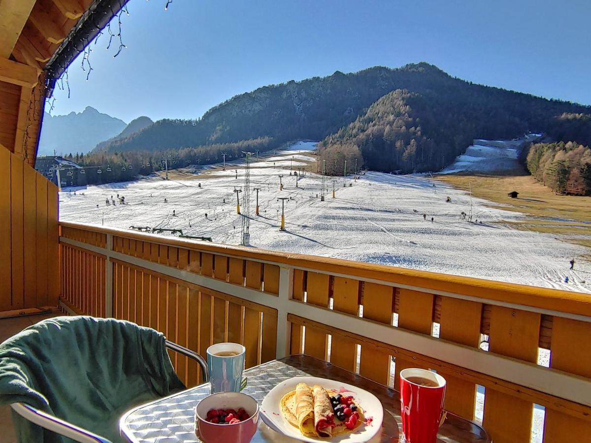 Apartma Soncek, On The Ski Slopes, Balcony, Private Parking Kranjska Gora Kültér fotó